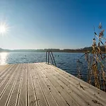 Hébergement de vacances Naturpark-5 Sterne Ferienhaus-kamin-sauna-see