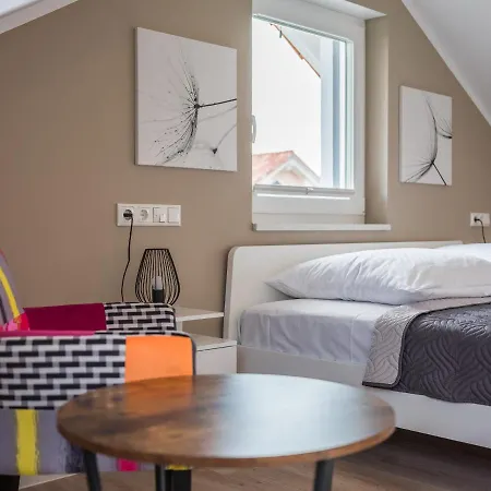 Holiday home Naturpark-5 Sterne Ferienhaus-kamin-sauna-see Krakow am See